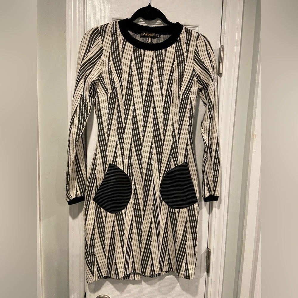 Samsara Size 10 Black Cream Knit Chevron Long Sleeve Dress Faux Leather Pockets